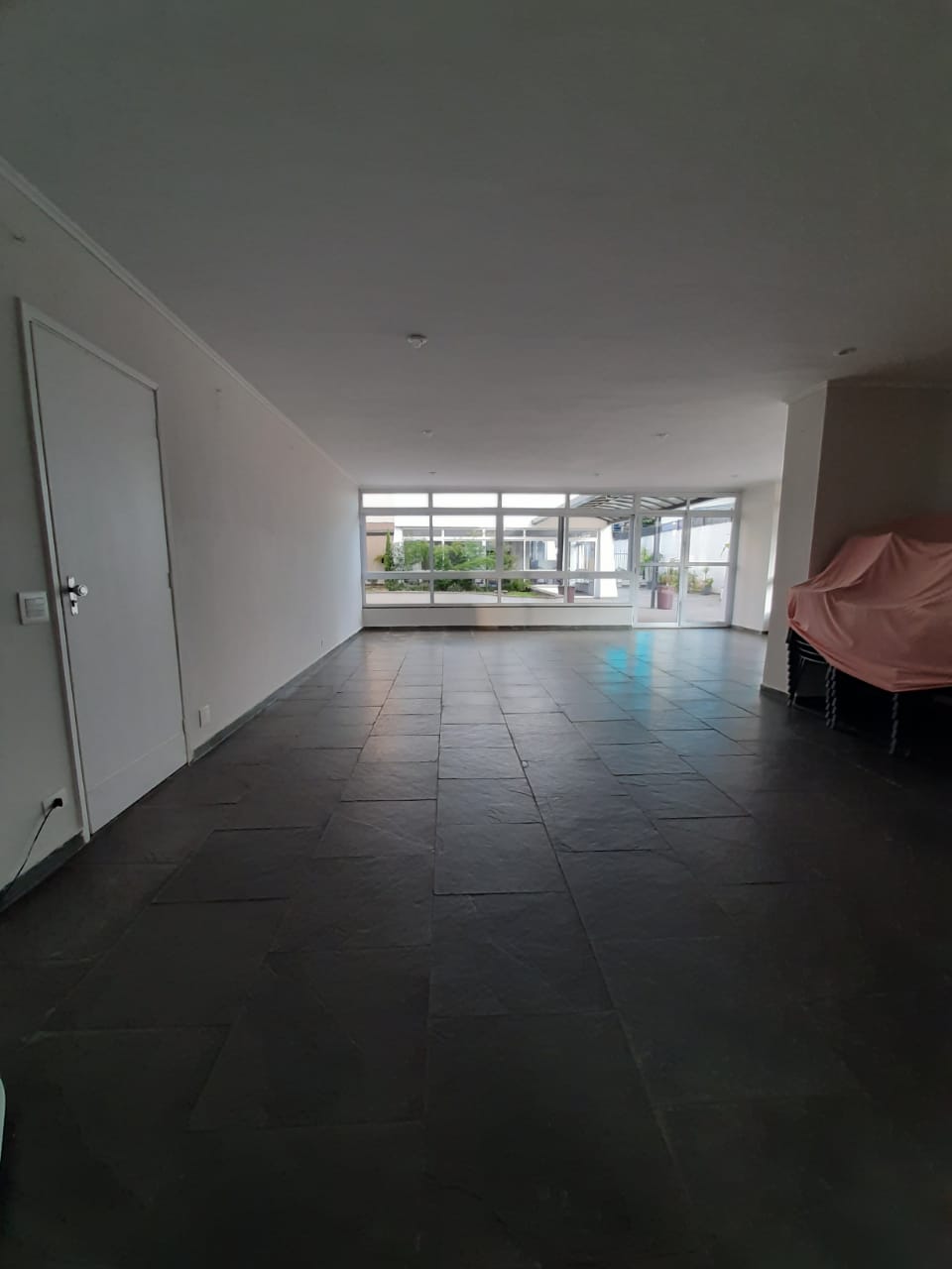 Apartamento à venda com 2 quartos, 138m² - Foto 13