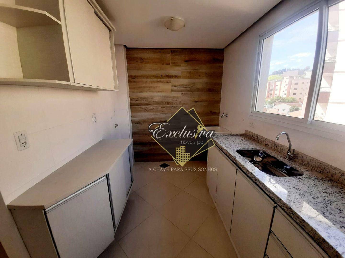 Apartamento à venda com 2 quartos, 65m² - Foto 1