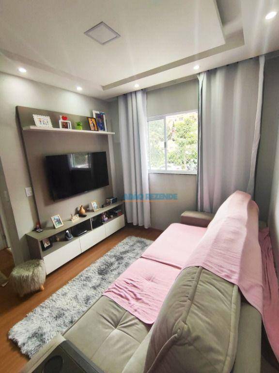 Apartamento à venda com 2 quartos, 50m² - Foto 2