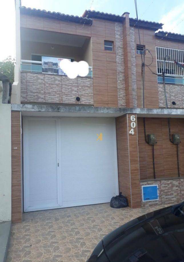 Casa à venda com 3 quartos, 100m² - Foto 1