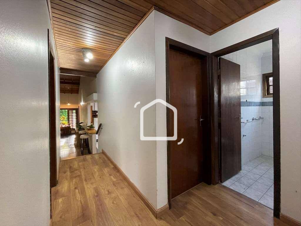 Casa de Condomínio à venda com 4 quartos, 220m² - Foto 28