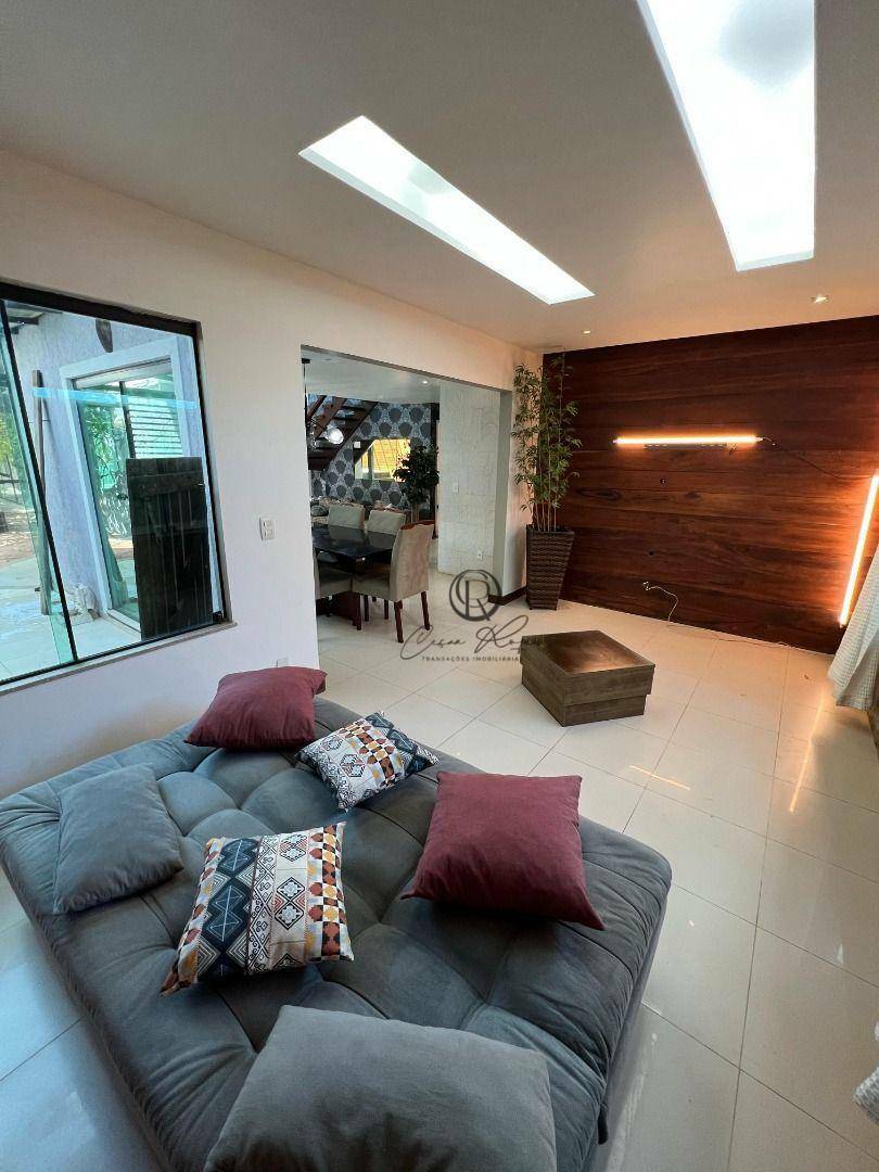 Casa para alugar com 4 quartos, 289m² - Foto 17