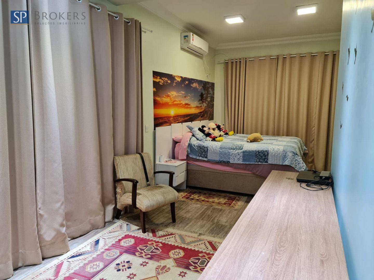 Casa à venda com 3 quartos, 377m² - Foto 18