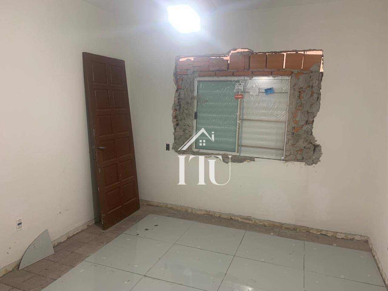 Casa à venda com 3 quartos, 130m² - Foto 9