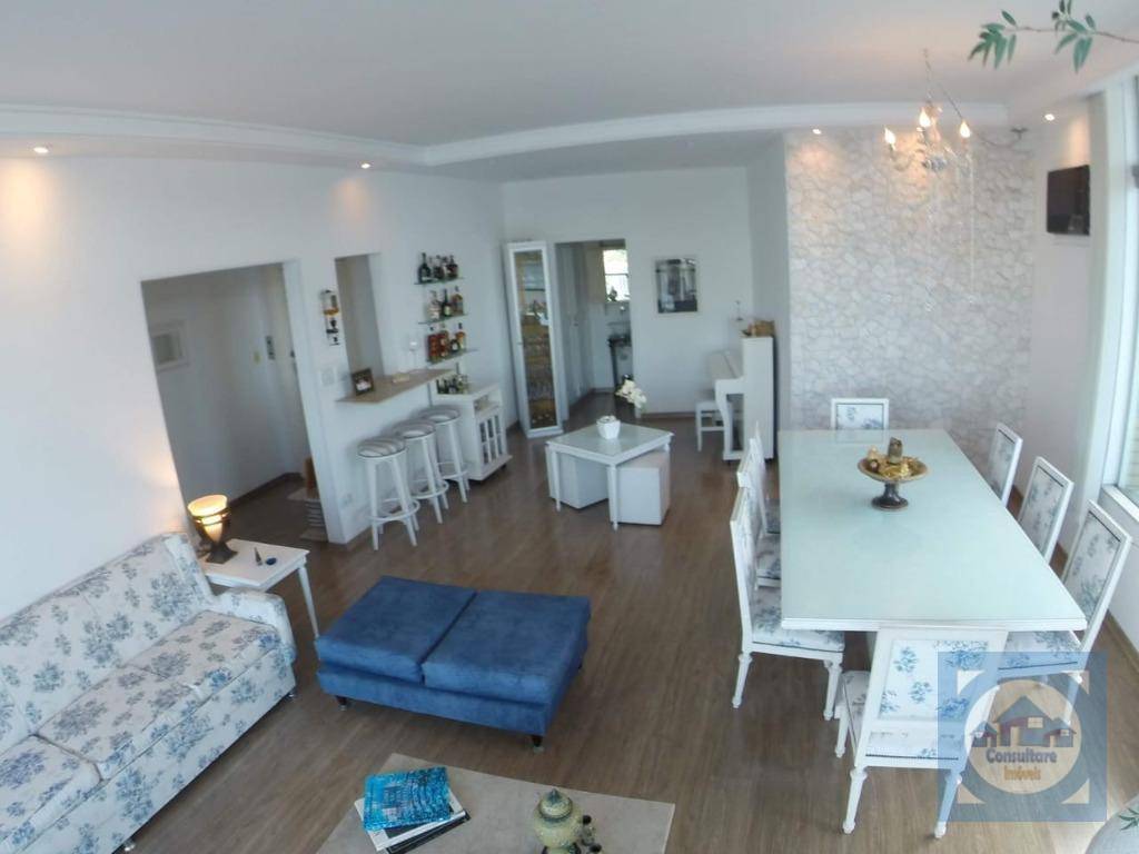 Apartamento à venda com 3 quartos, 180m² - Foto 2