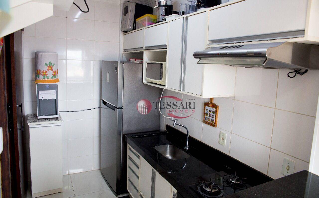 Apartamento à venda com 3 quartos, 74m² - Foto 13