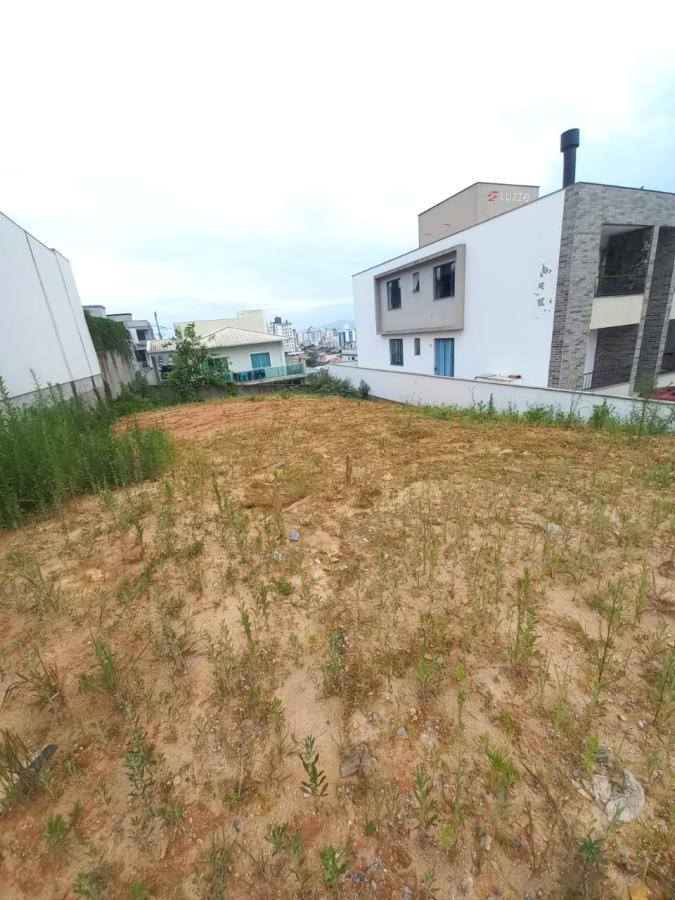 Terreno à venda, 300m² - Foto 6