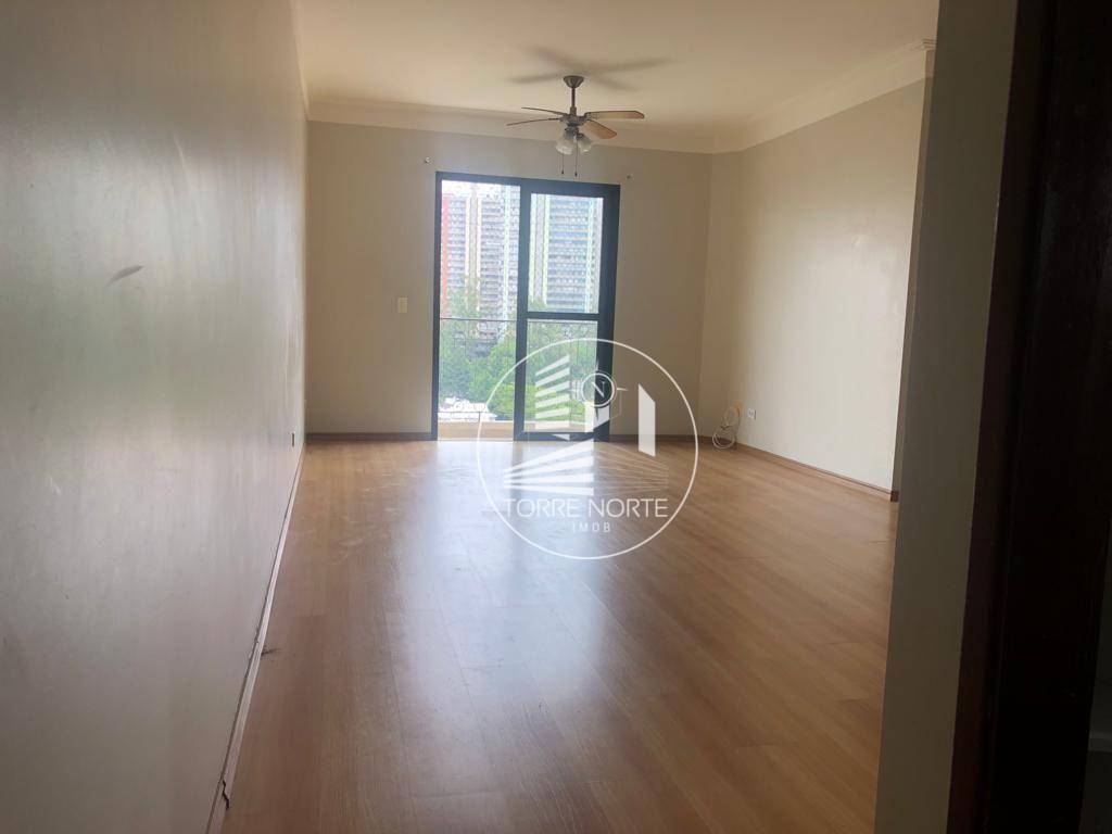 Apartamento à venda com 3 quartos, 82m² - Foto 1