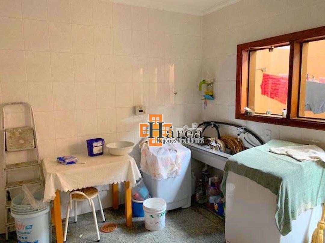 Sobrado à venda com 4 quartos, 360m² - Foto 15