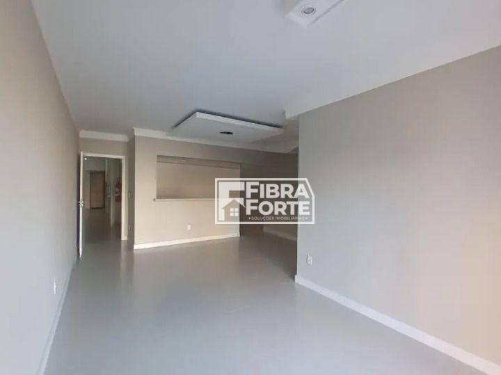 Apartamento à venda com 2 quartos, 81m² - Foto 3