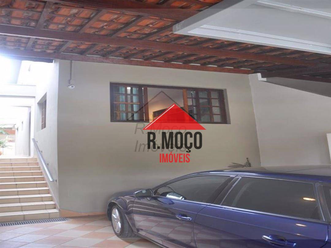 Sobrado à venda com 3 quartos, 148m² - Foto 1