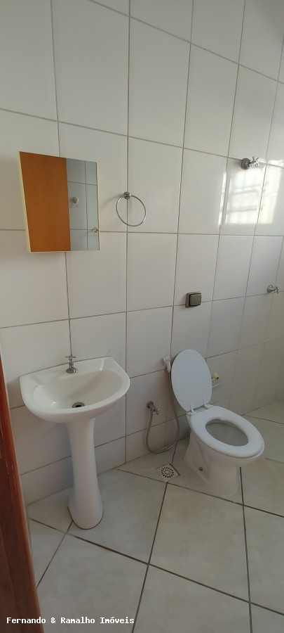 Casa para alugar com 2 quartos, 151m² - Foto 15