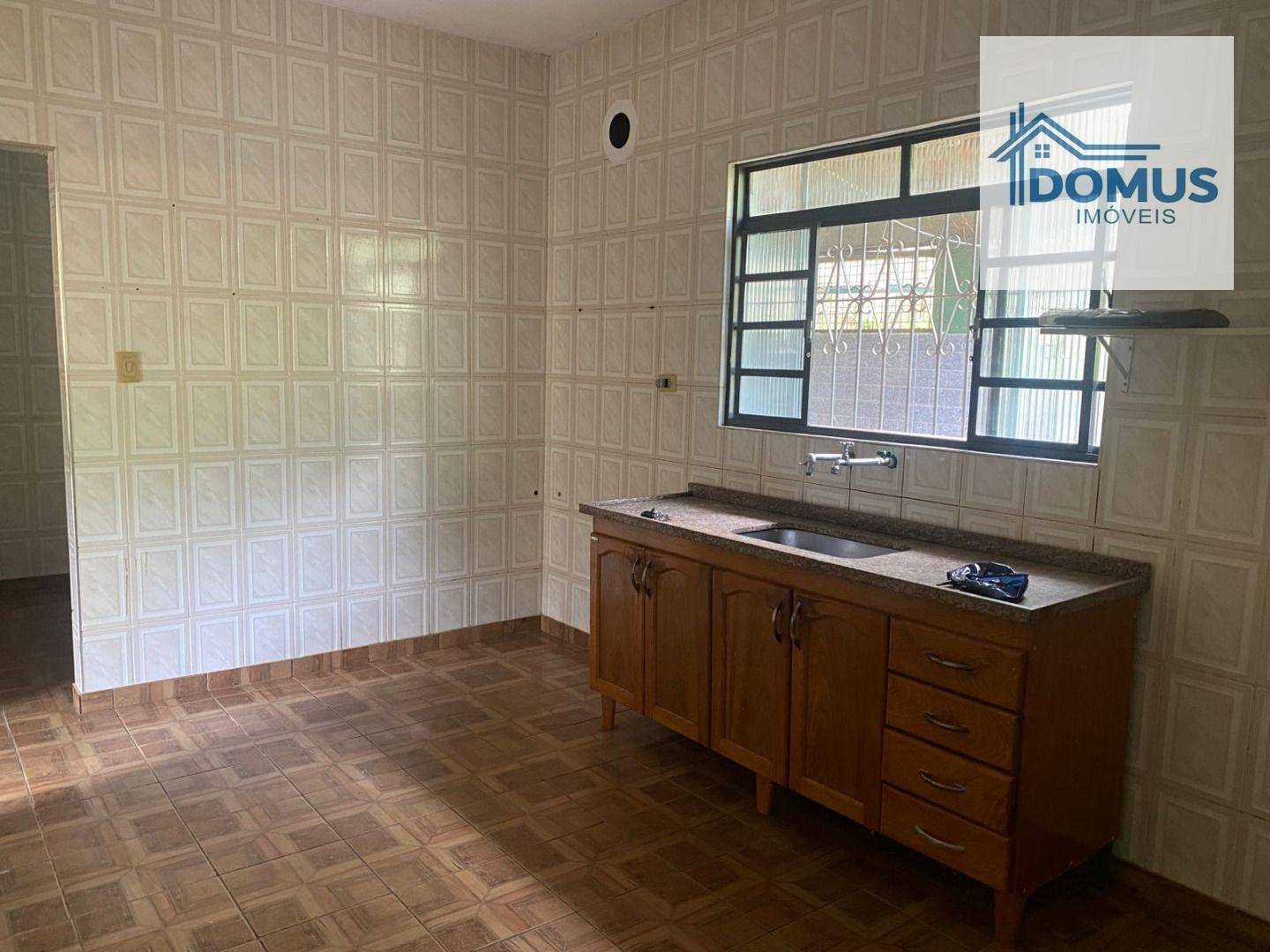 Casa para alugar com 2 quartos, 100m² - Foto 5