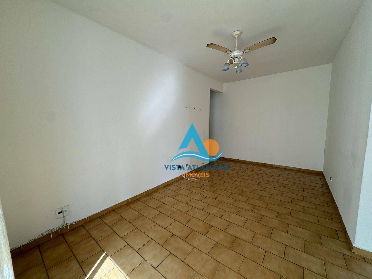 Apartamento à venda com 2 quartos, 66m² - Foto 4