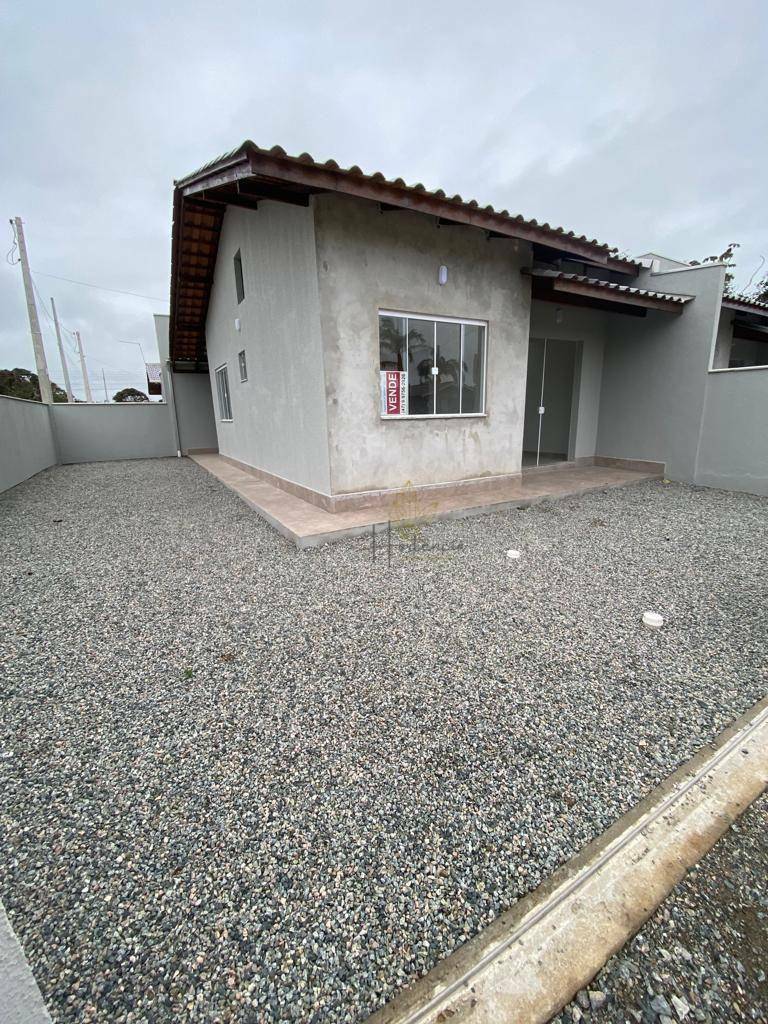 Casa à venda com 2 quartos, 65m² - Foto 2