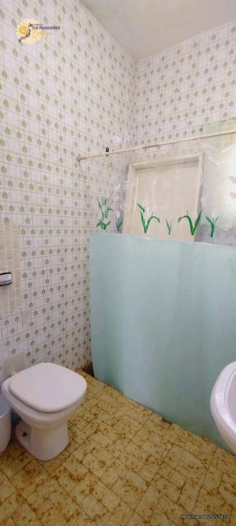 Casa à venda e aluguel com 3 quartos, 146m² - Foto 3