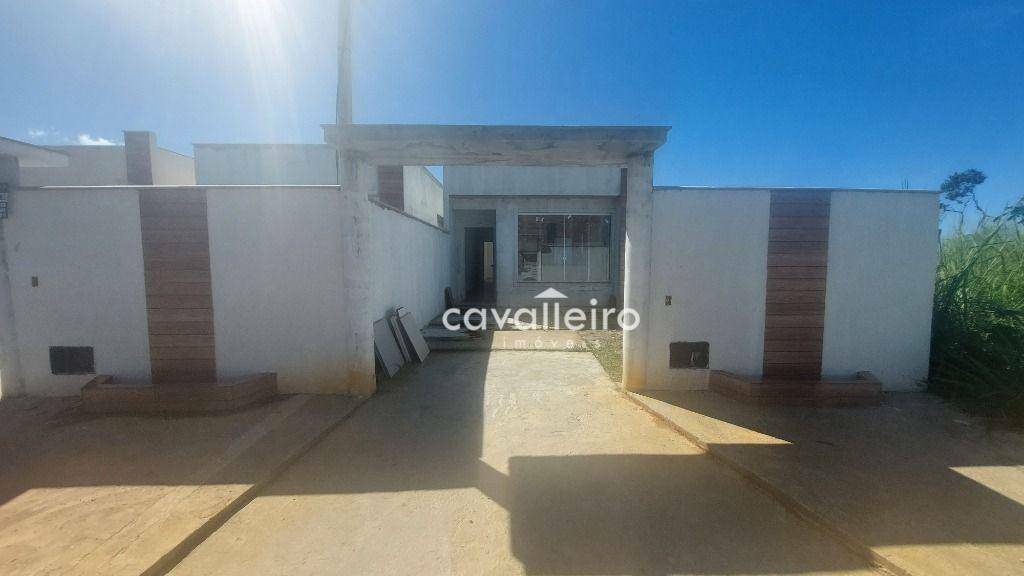 Casa à venda com 2 quartos, 80m² - Foto 2