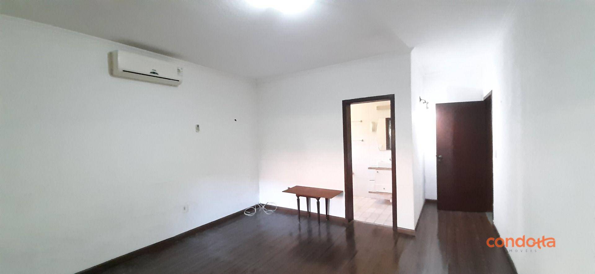 Casa para alugar com 4 quartos, 331m² - Foto 26