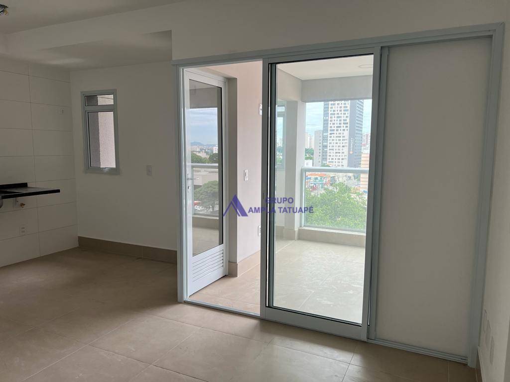 Apartamento à venda com 2 quartos, 66m² - Foto 17