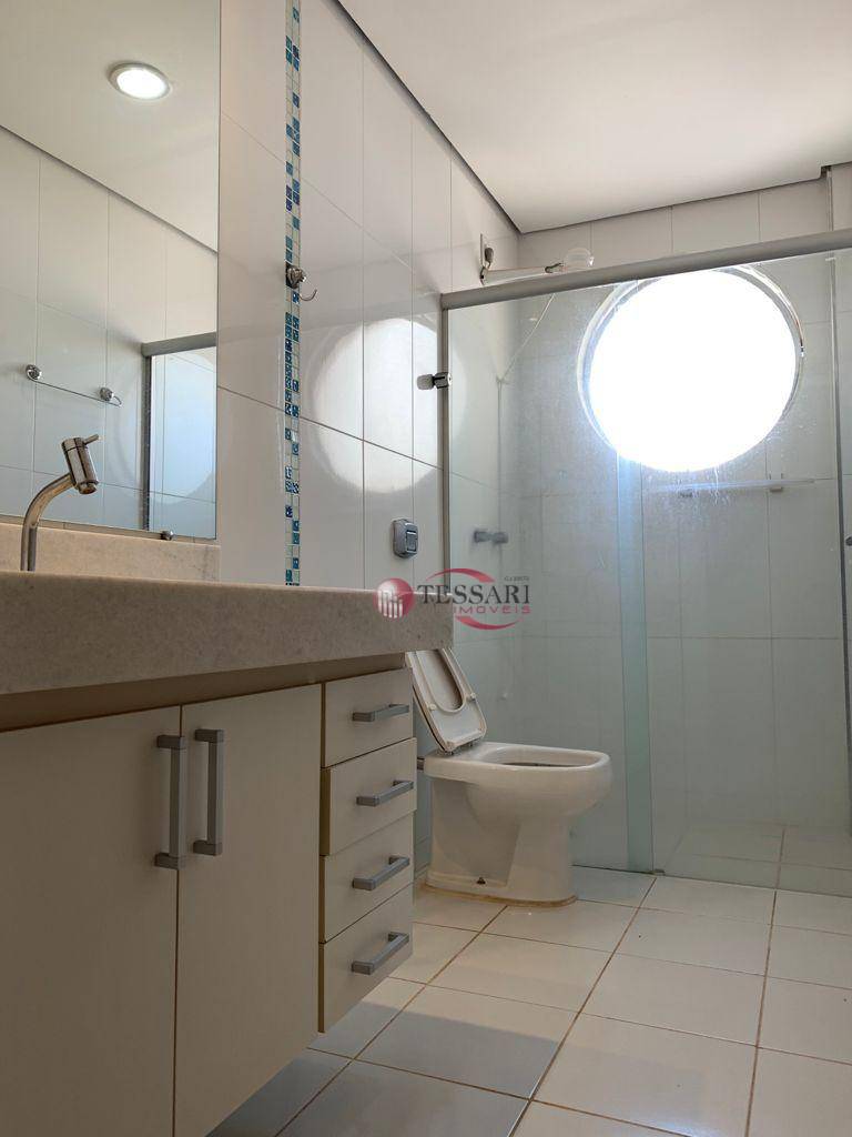 Apartamento à venda com 3 quartos, 185m² - Foto 11