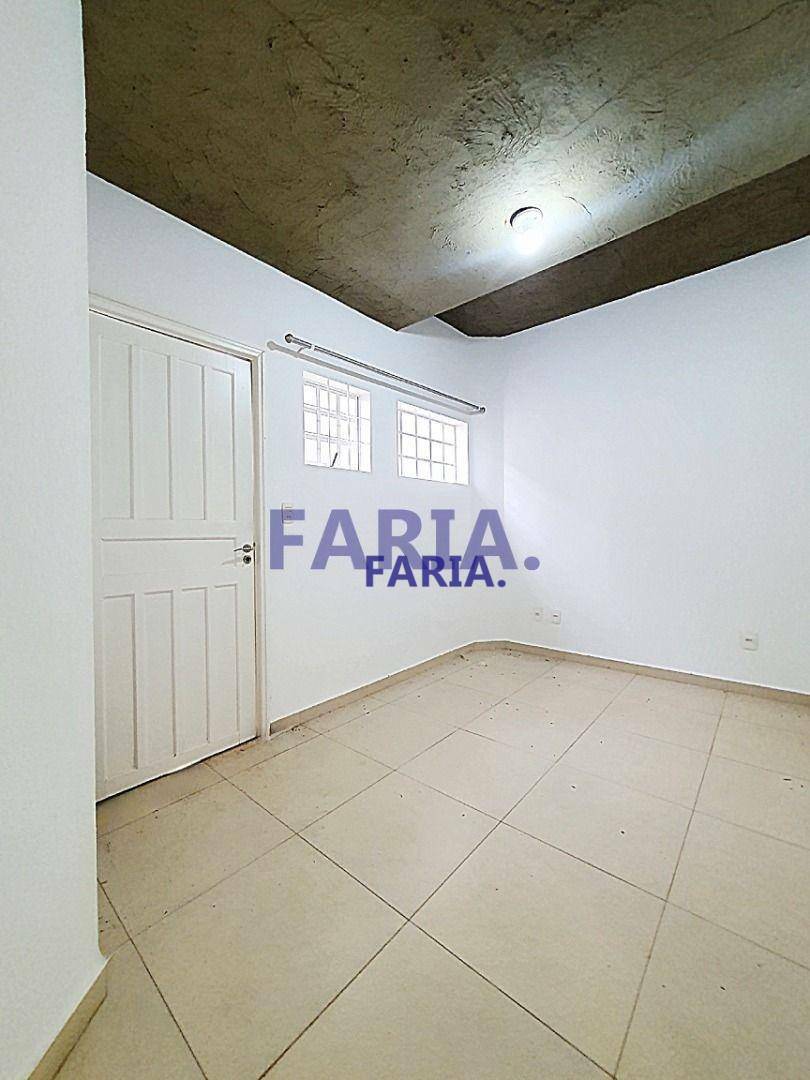 Casa à venda com 3 quartos, 275m² - Foto 13