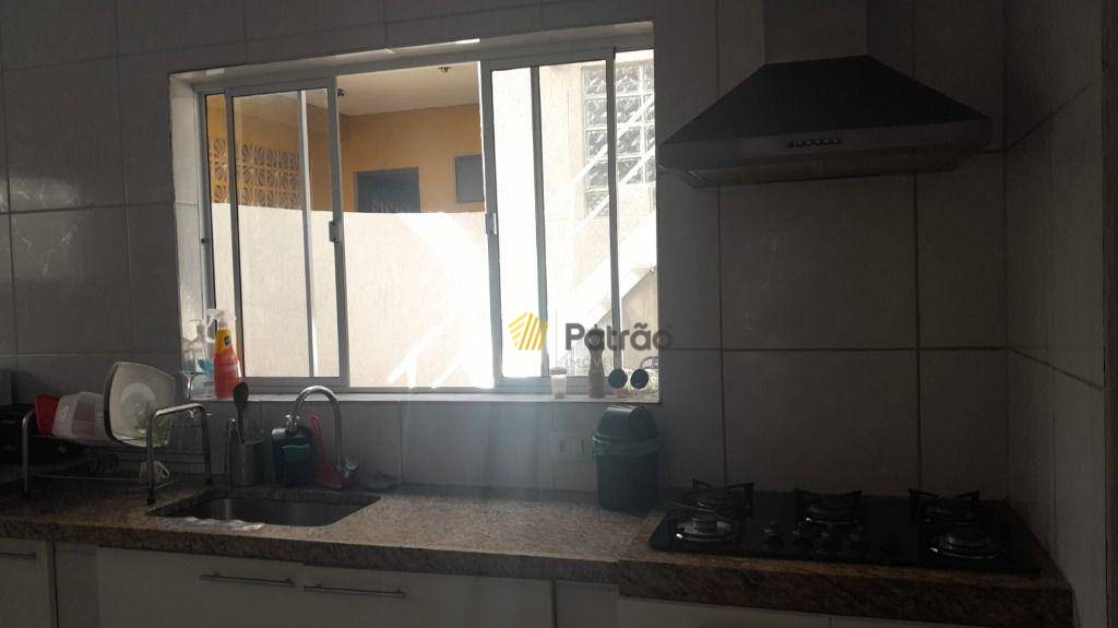 Sobrado à venda com 7 quartos, 316m² - Foto 22