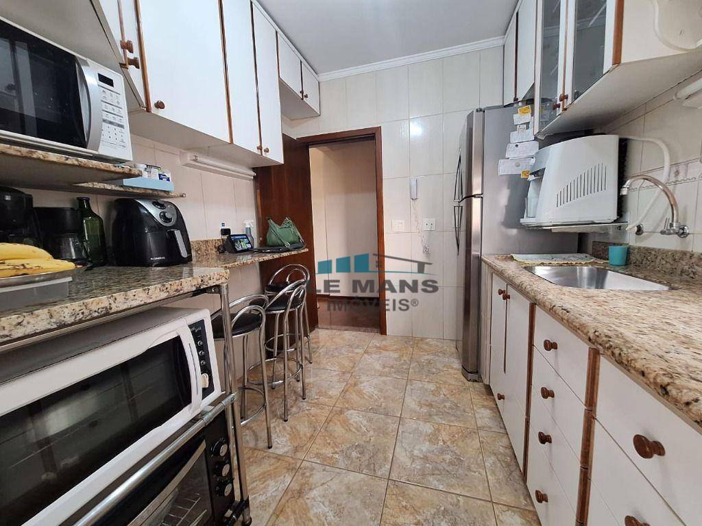 Apartamento à venda com 3 quartos, 90m² - Foto 4