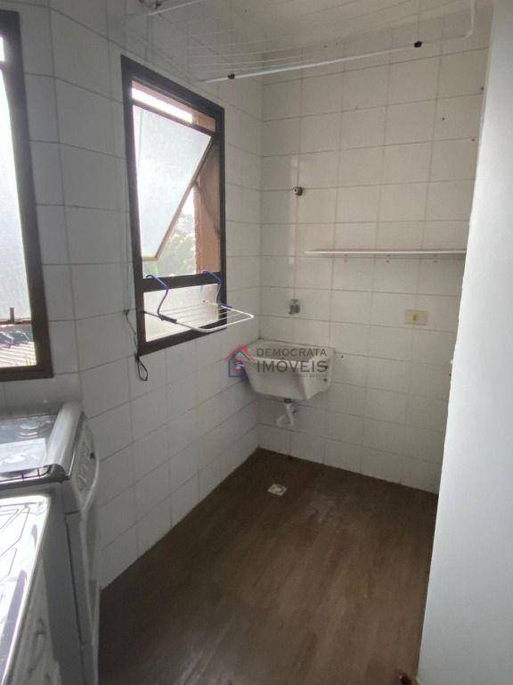 Apartamento à venda com 2 quartos, 56m² - Foto 7