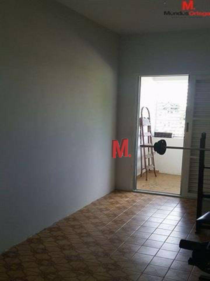 Casa à venda com 3 quartos, 180m² - Foto 8