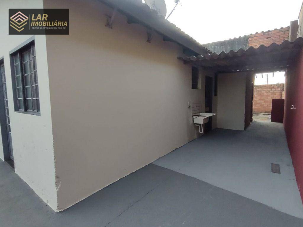 Casa à venda com 2 quartos, 47m² - Foto 15