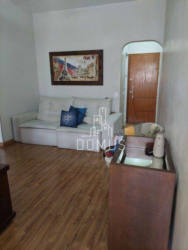 Apartamento à venda com 2 quartos, 75m² - Foto 1