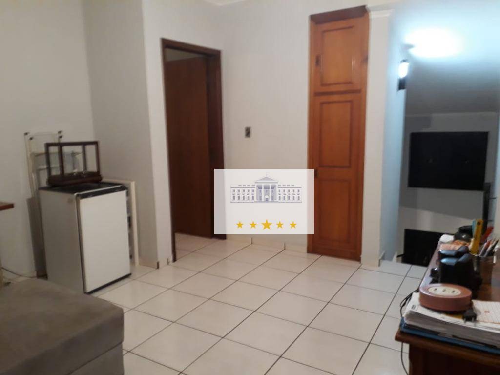 Sobrado à venda com 3 quartos, 280m² - Foto 4