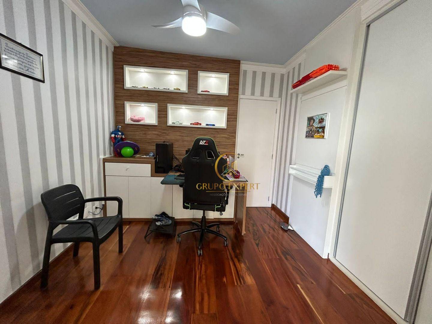 Apartamento à venda com 3 quartos, 156m² - Foto 15