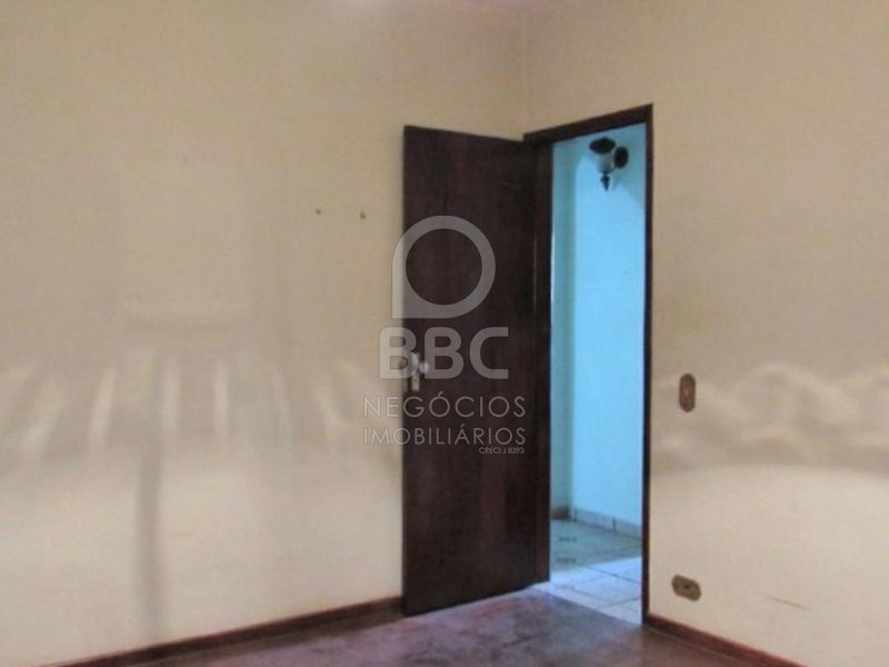 Sobrado à venda com 2 quartos, 407m² - Foto 11