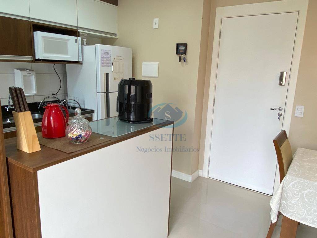 Apartamento à venda com 2 quartos, 40m² - Foto 16