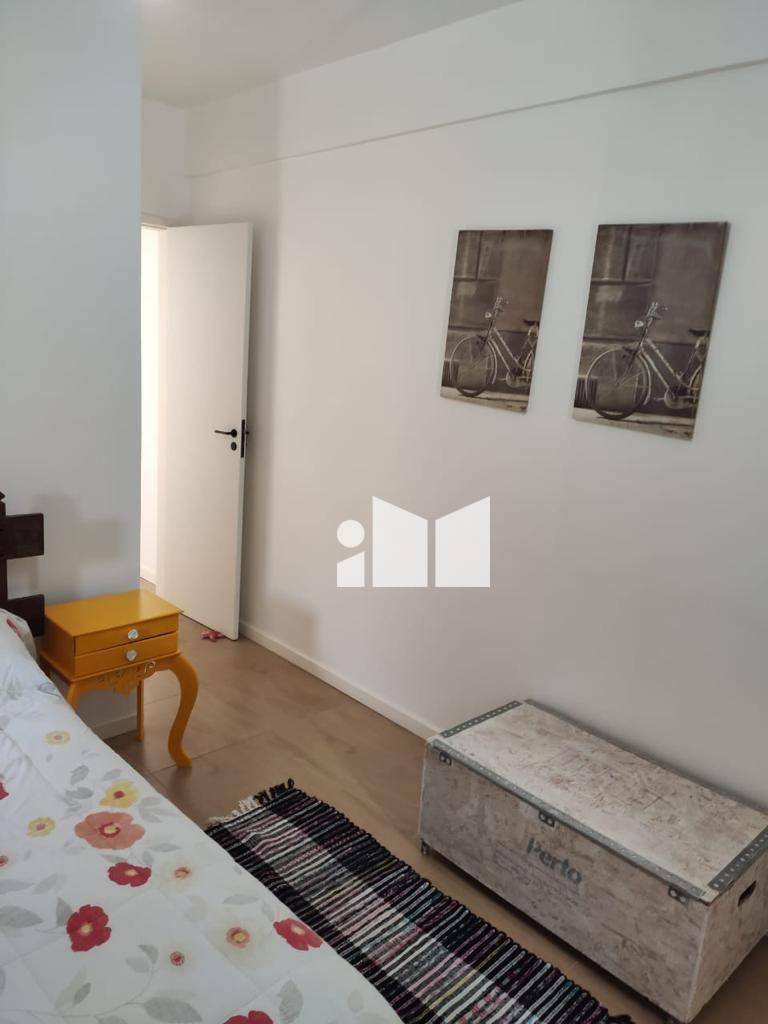 Apartamento à venda com 2 quartos, 75m² - Foto 4