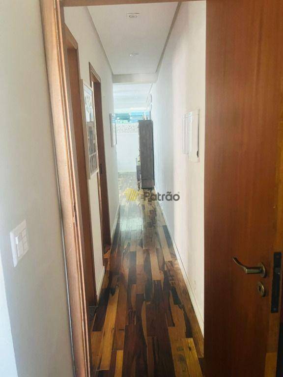 Cobertura à venda com 2 quartos, 160m² - Foto 4