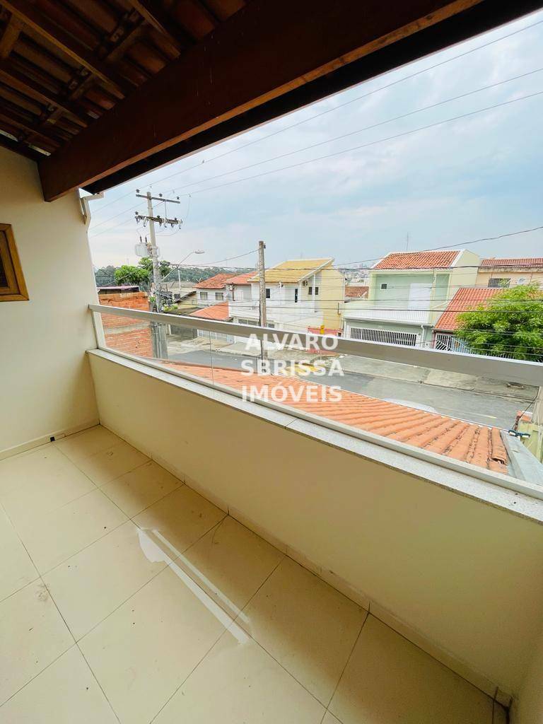 Casa à venda com 2 quartos, 130m² - Foto 4