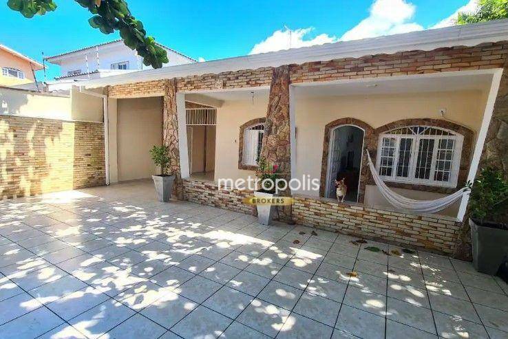 Casa à venda com 3 quartos, 231m² - Foto 2