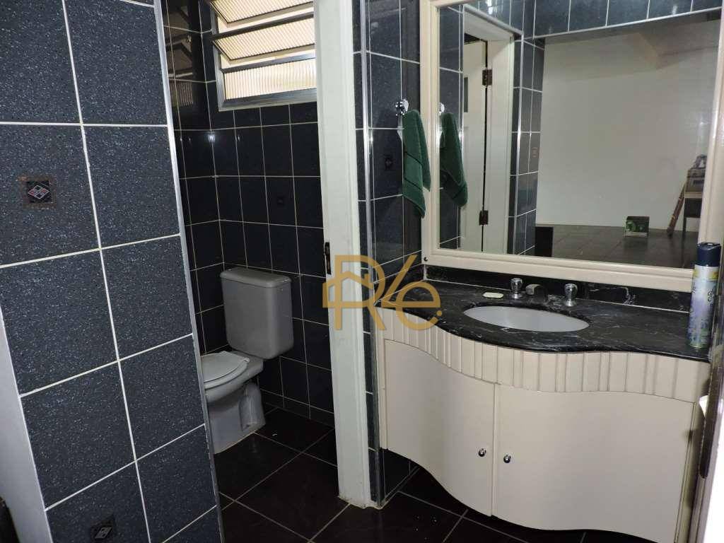 Casa de Condomínio à venda com 3 quartos, 320m² - Foto 17