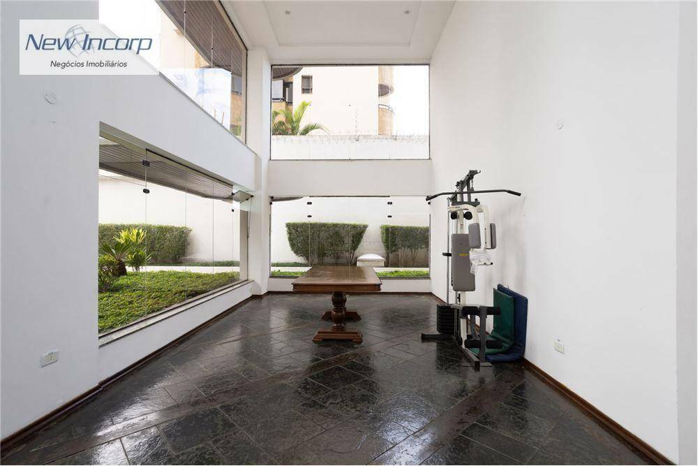 Apartamento à venda com 4 quartos, 204m² - Foto 42