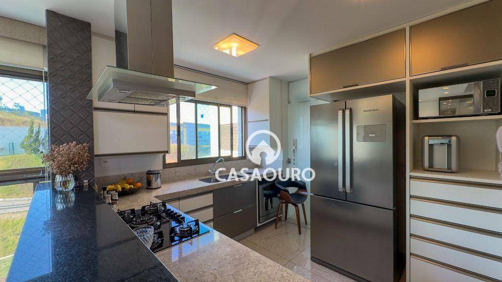 Apartamento à venda com 4 quartos, 154m² - Foto 6