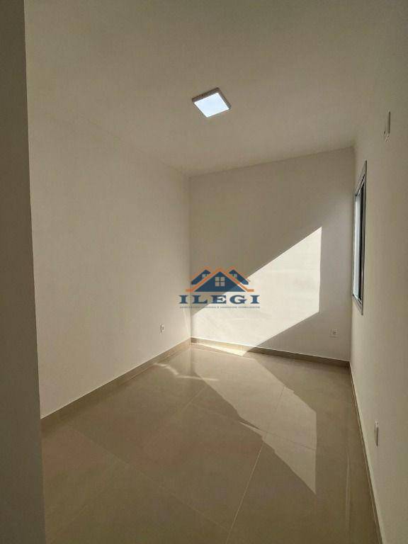 Casa à venda com 3 quartos, 91m² - Foto 11