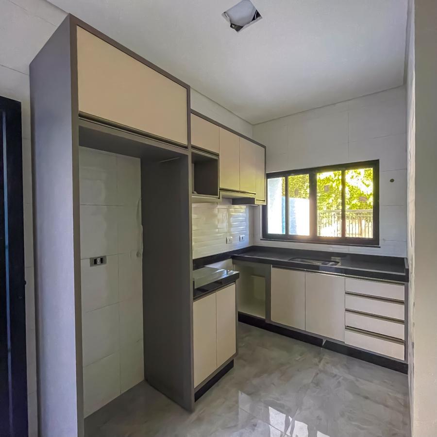 Casa à venda com 3 quartos, 180m² - Foto 4