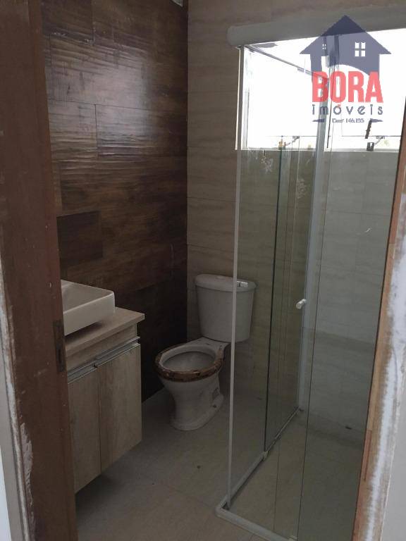 Casa à venda com 5 quartos, 250m² - Foto 17