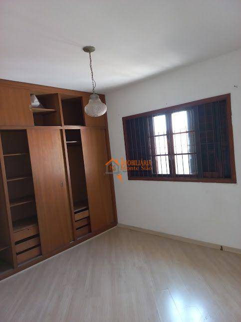 Sobrado à venda com 2 quartos, 250m² - Foto 13