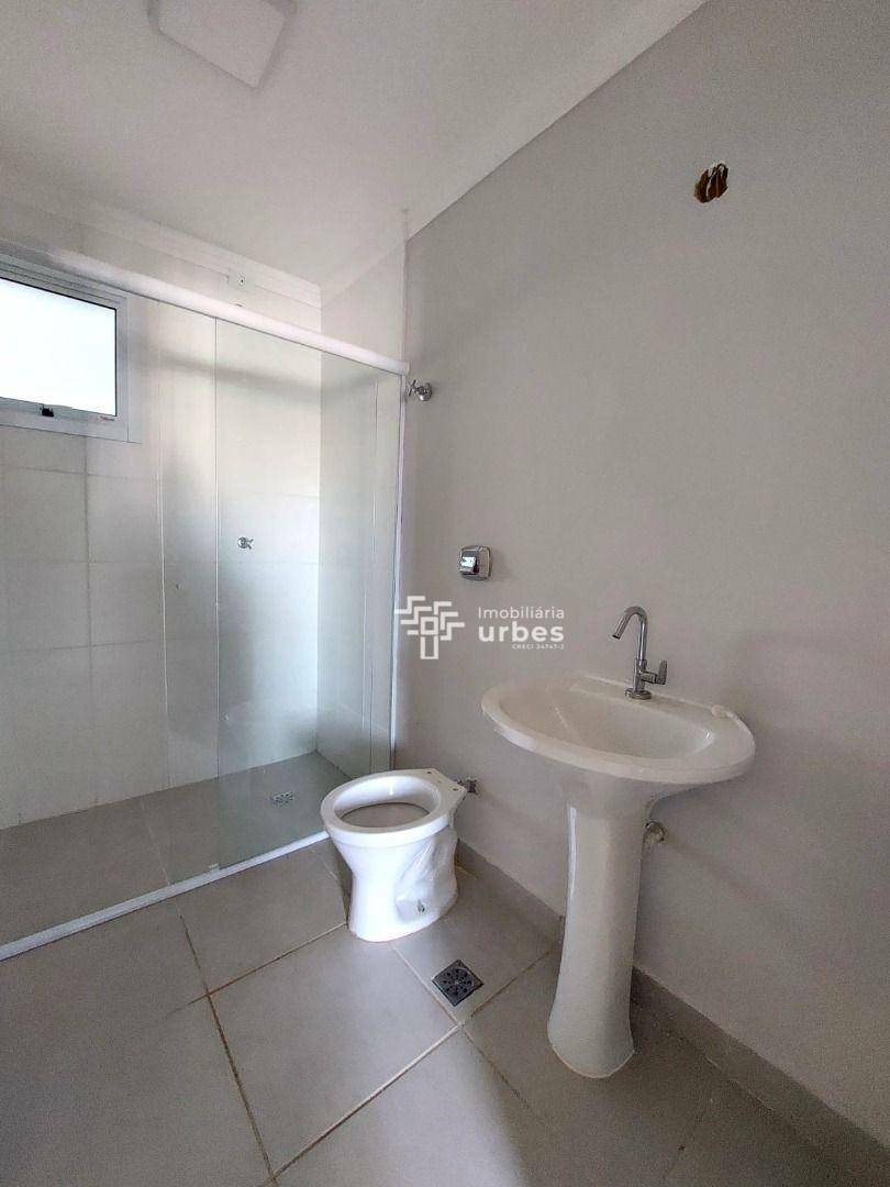 Apartamento para alugar com 2 quartos, 70m² - Foto 6