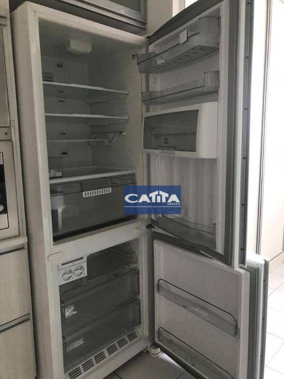 Apartamento para alugar com 3 quartos, 82m² - Foto 26