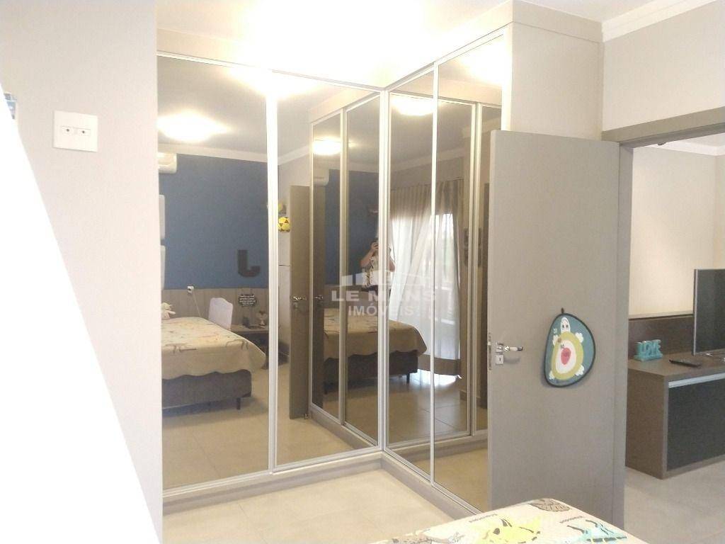 Casa de Condomínio à venda com 3 quartos, 216m² - Foto 40