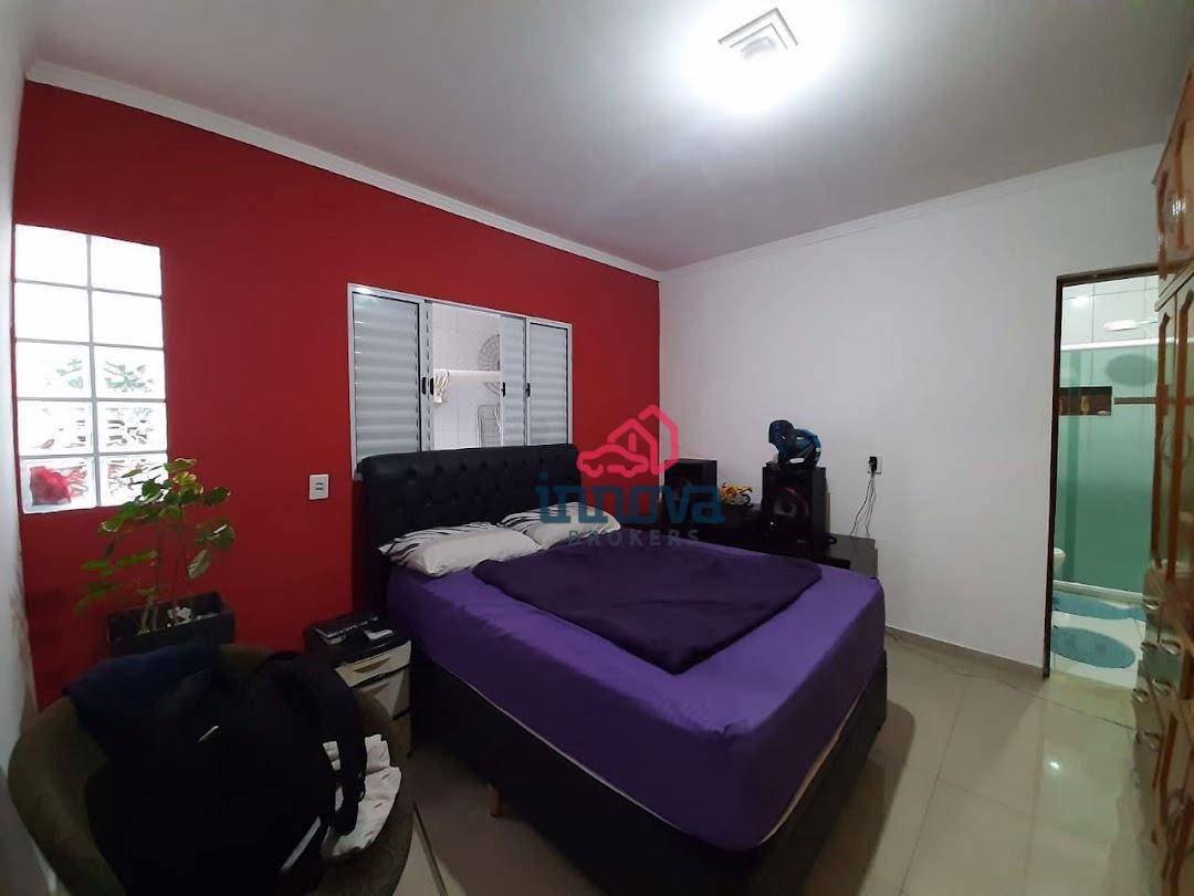 Casa à venda com 2 quartos, 125m² - Foto 11